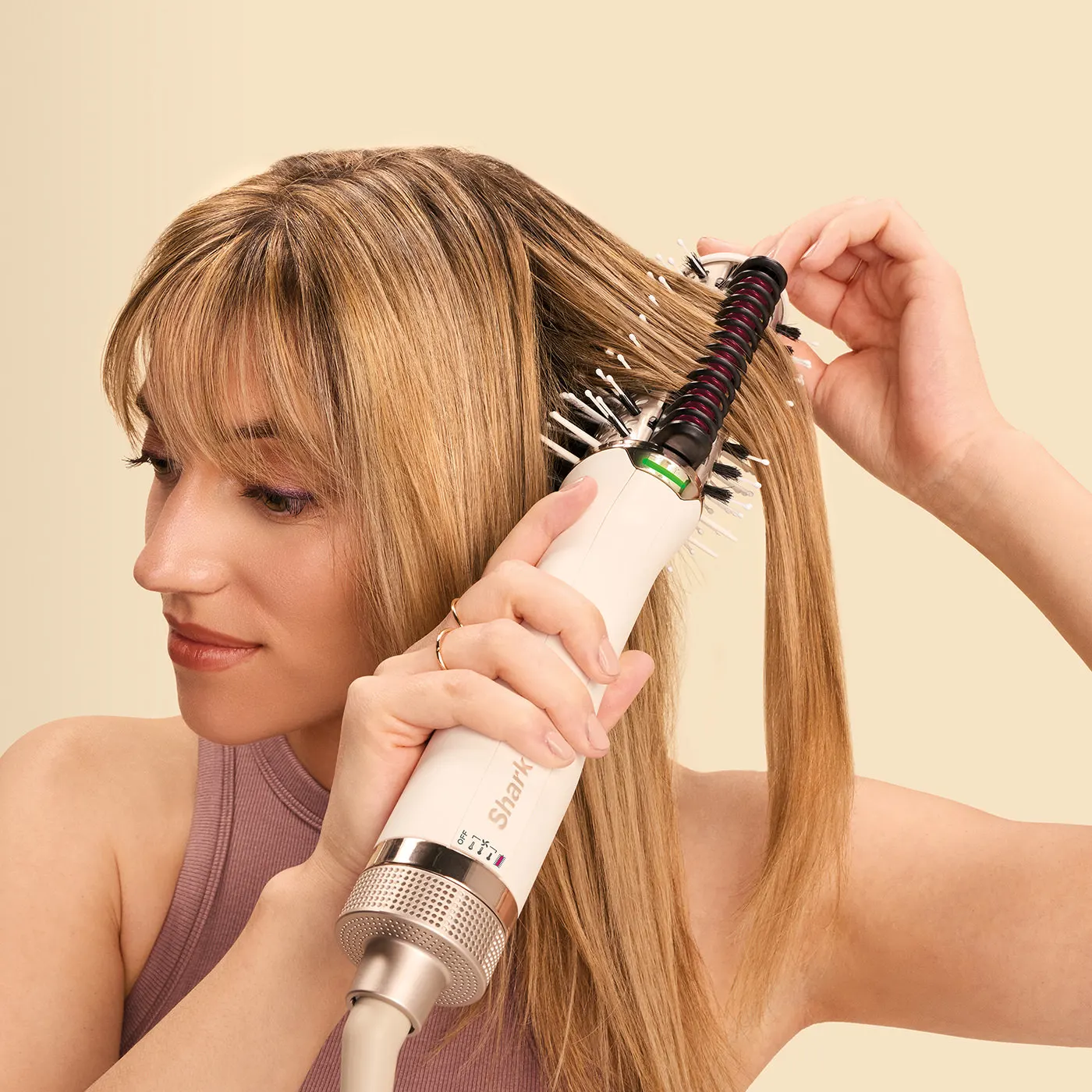 وضع الشعر الجاف: تشكيل وتنعيم